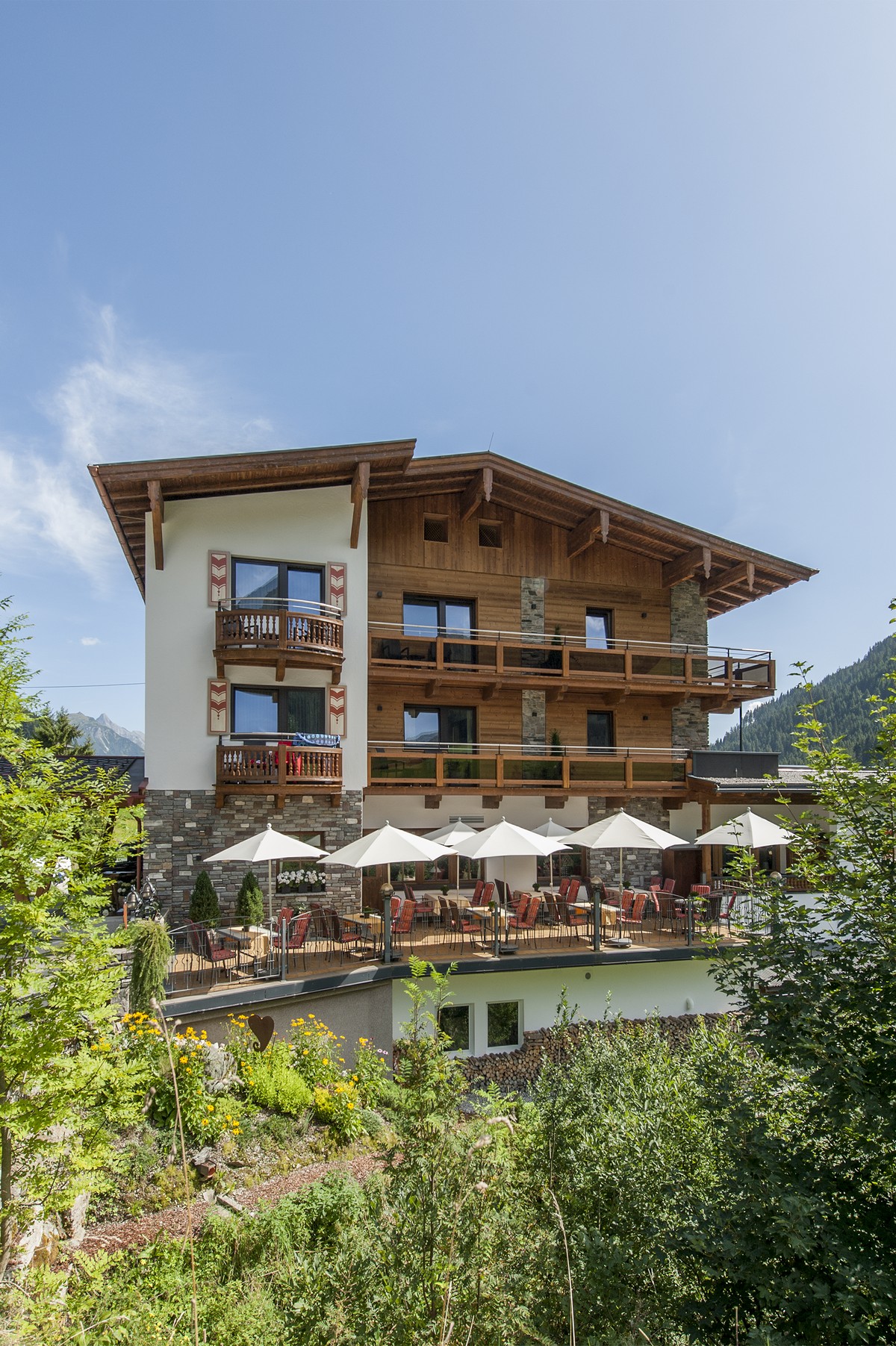 Hotel Bergkristall Hippach 02